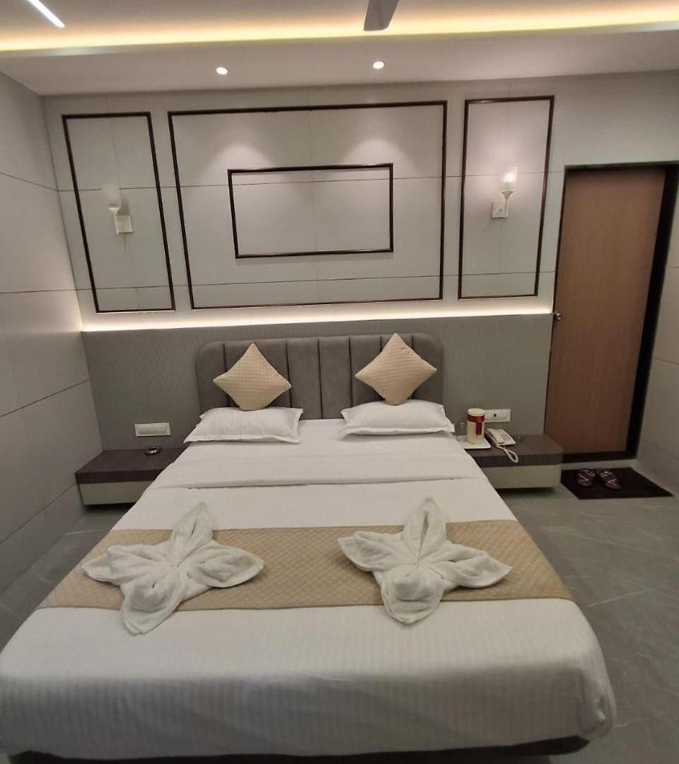 Glance & Hotel 5*