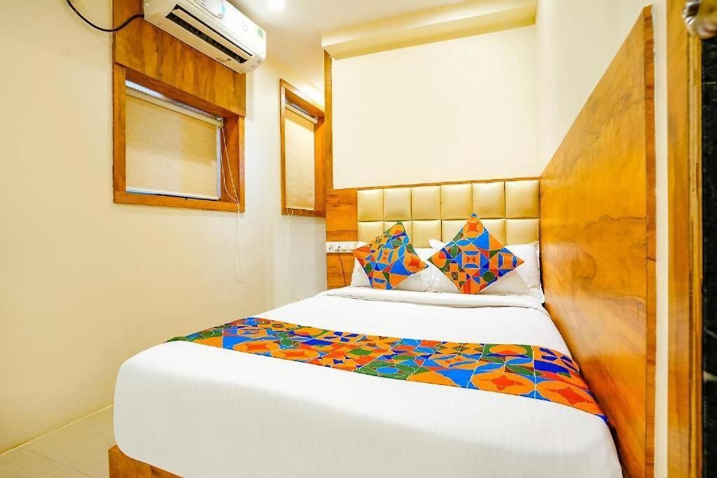 Indore Palace Nagpada Hotel 3*