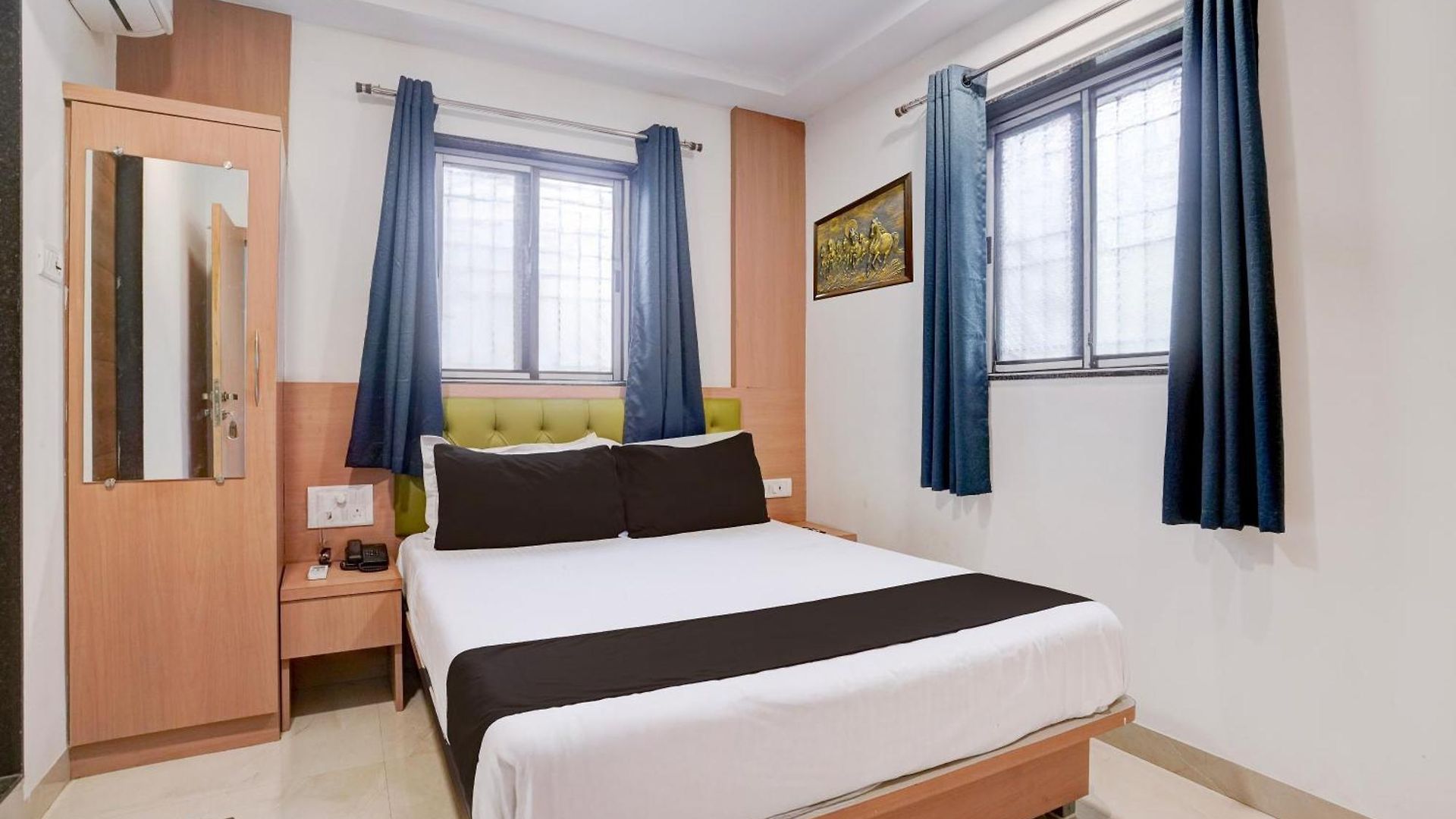 O Shalom Residency Hotel