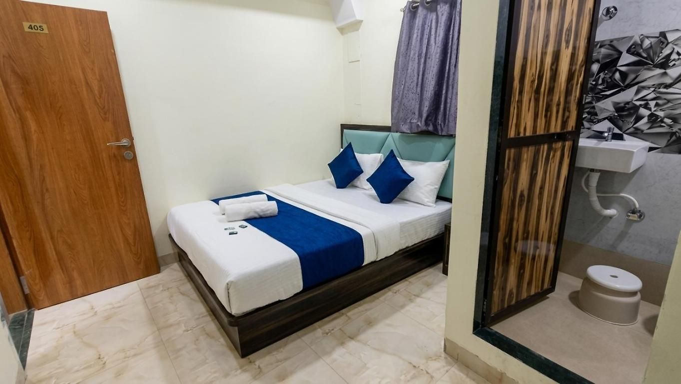 Hotel Glow Star - Near Csmt Railway Station & Hajj House - South