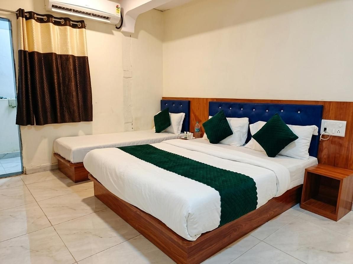 Hotel Glow Star - Near Csmt Railway Station & Hajj House - South