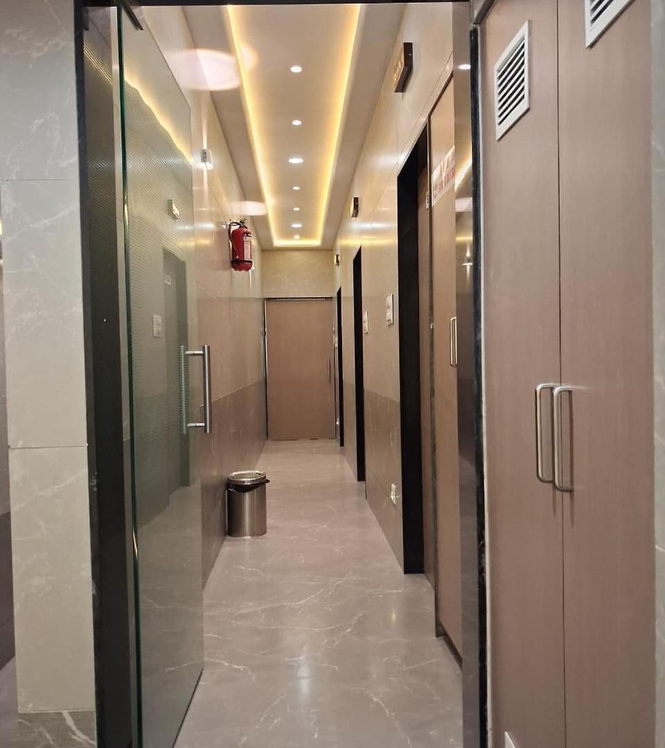 Le Glance & 4* Mumbai