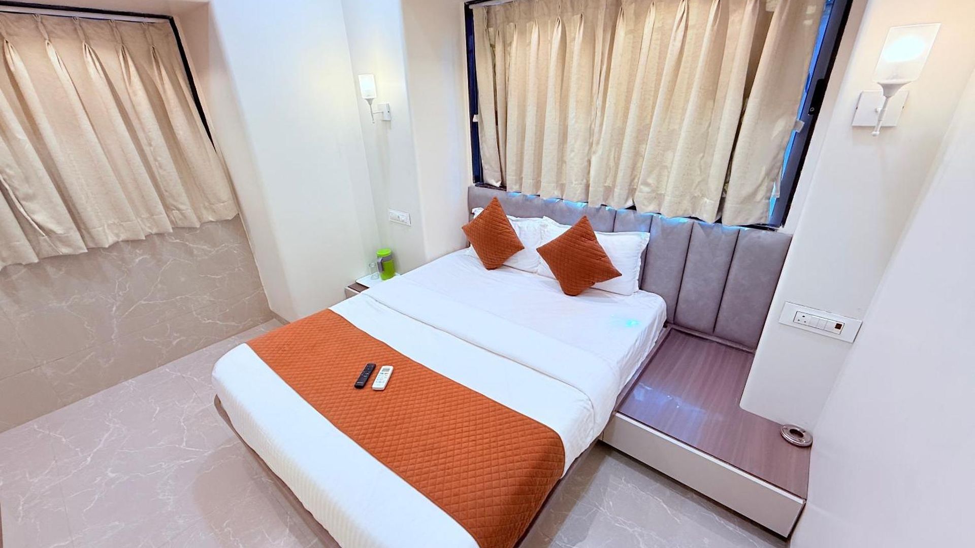 Le Glance & Hotel 4*