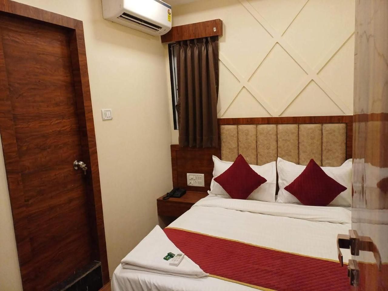Ashirwad Hotel Mumbai
