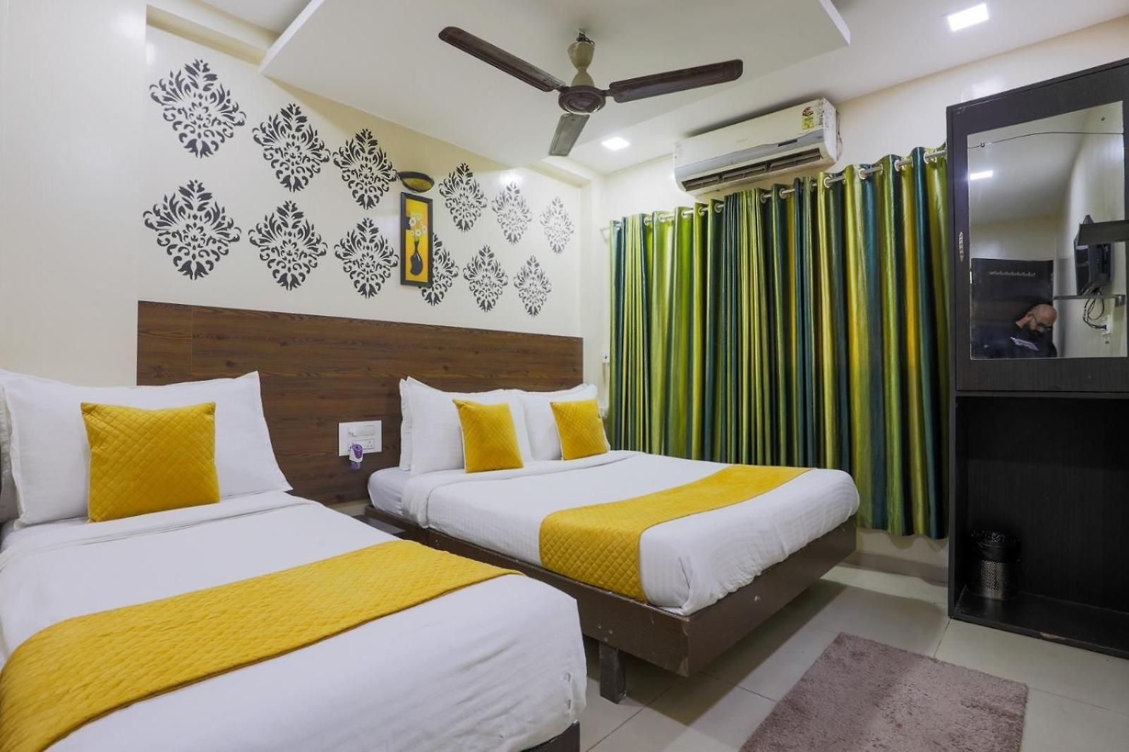 Golden Bkc Hotel 2*