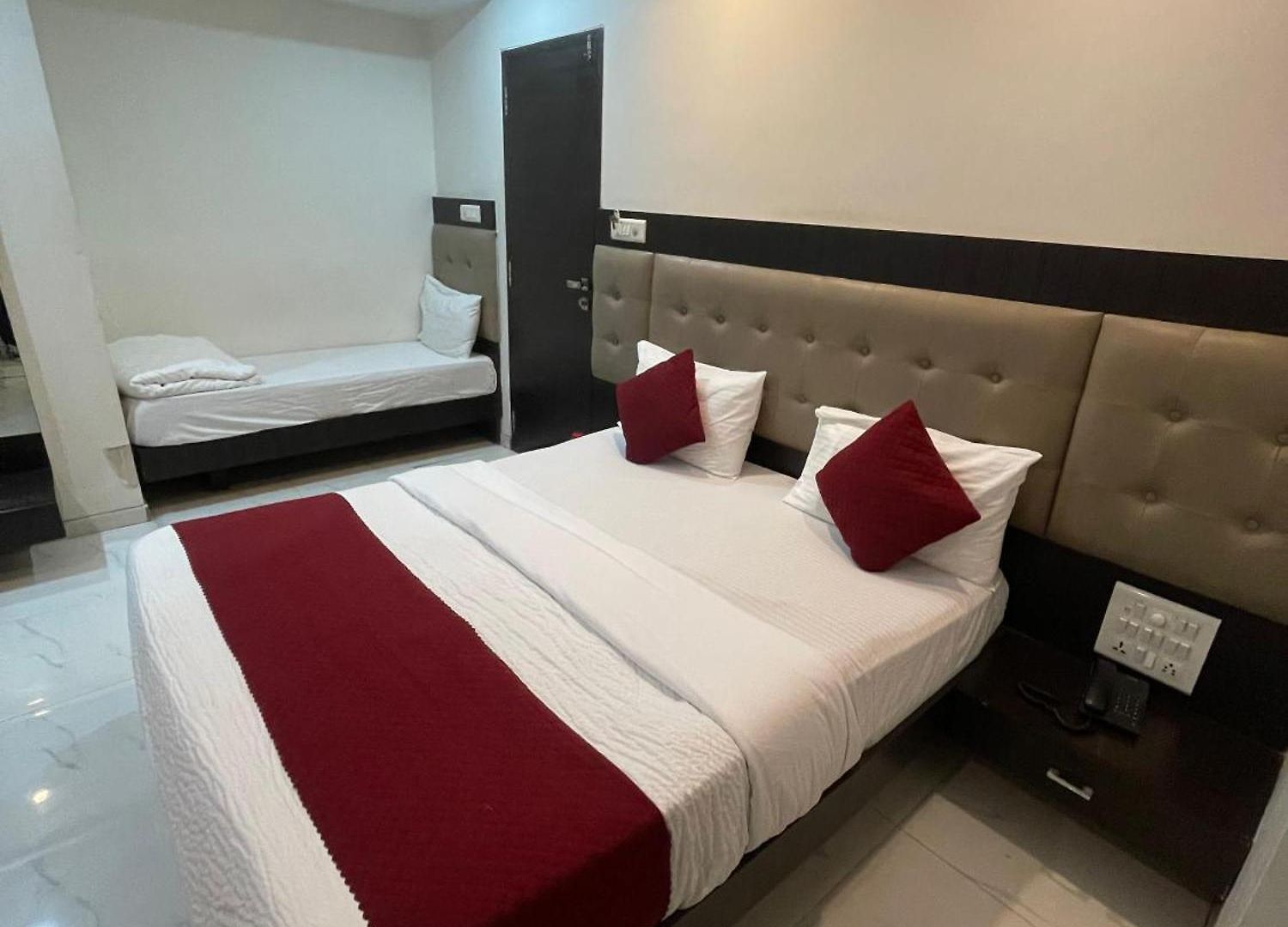 Bkc Palace Near Us Consulate 3*