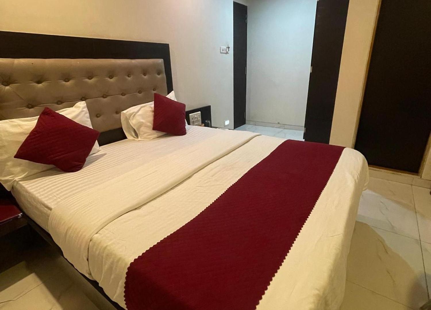 Bkc Palace Near Us Consulate Hotel 3*