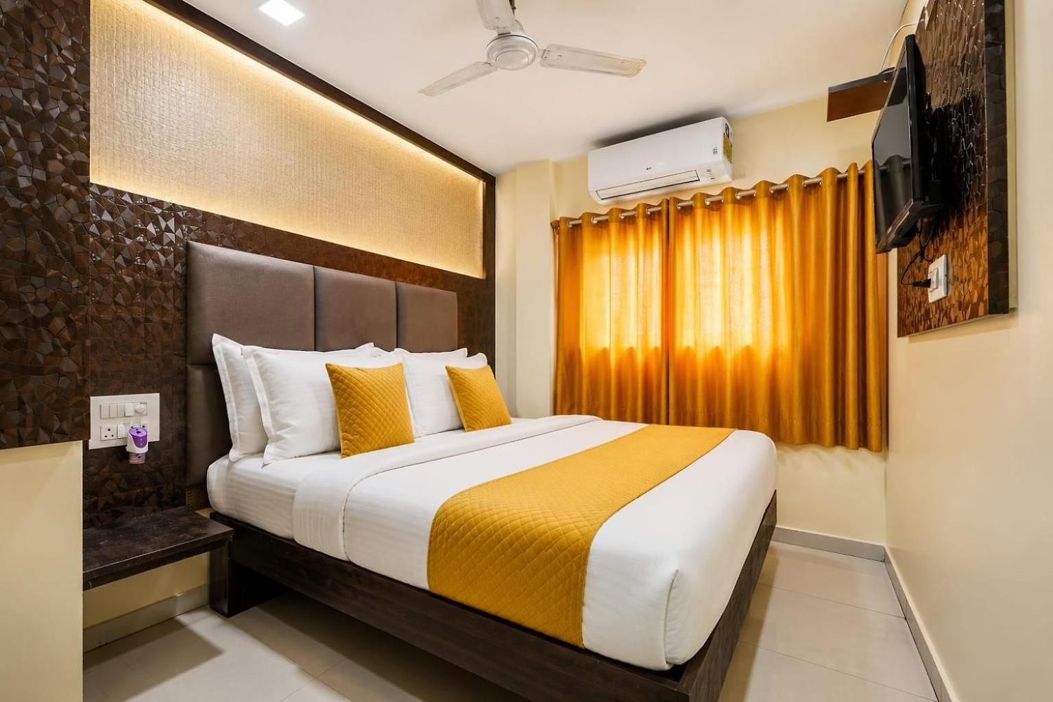 Golden Bkc Hotel 2*