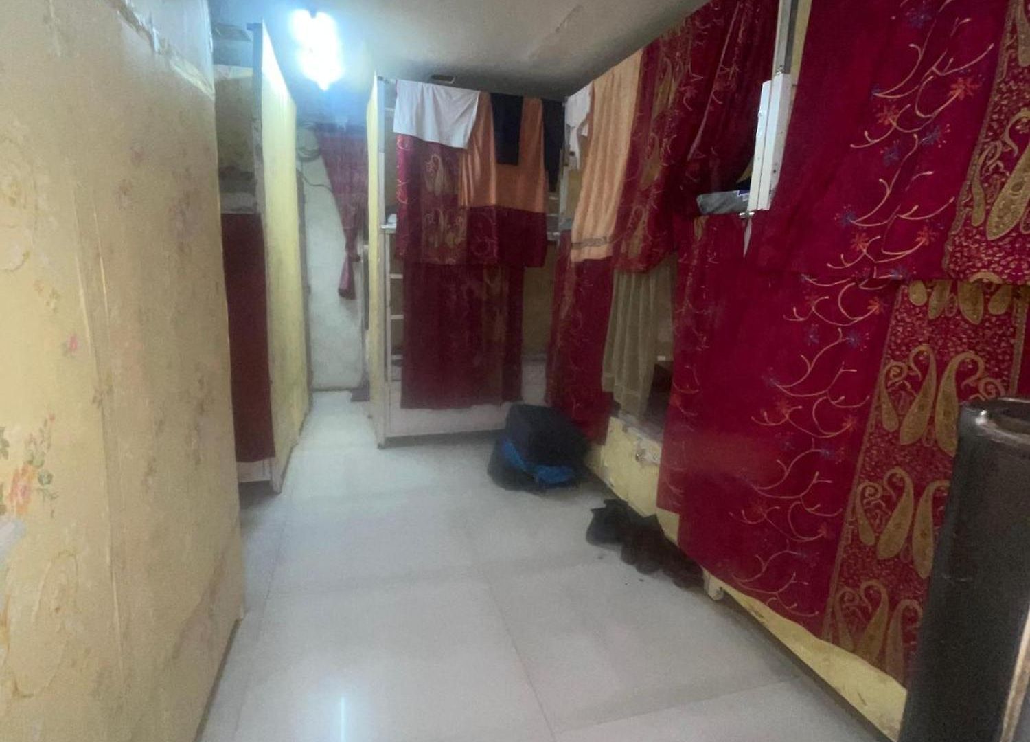Hostel Sky Andheri Near Railway Station