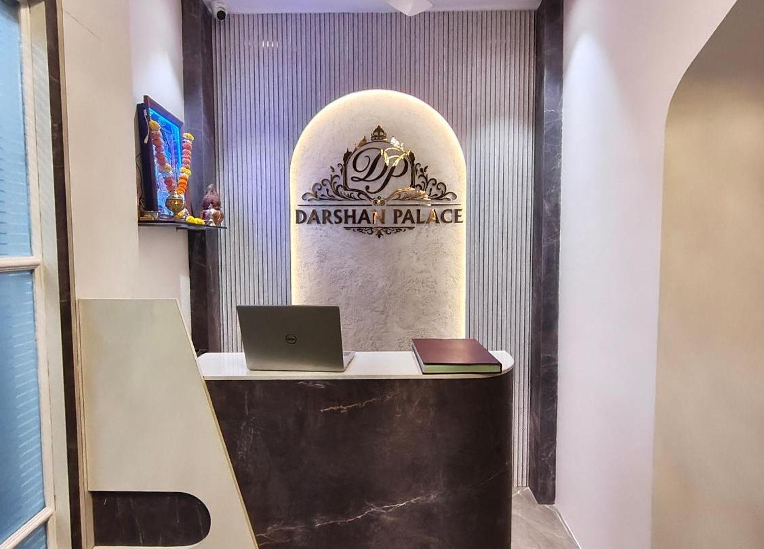 Darshan Palace Hotel *