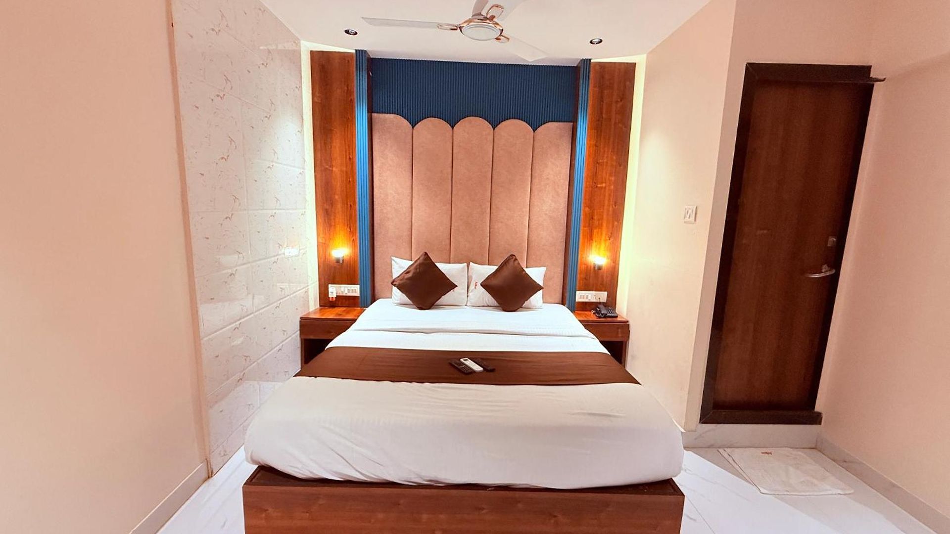Adkar Residency Borivali West Lodge *