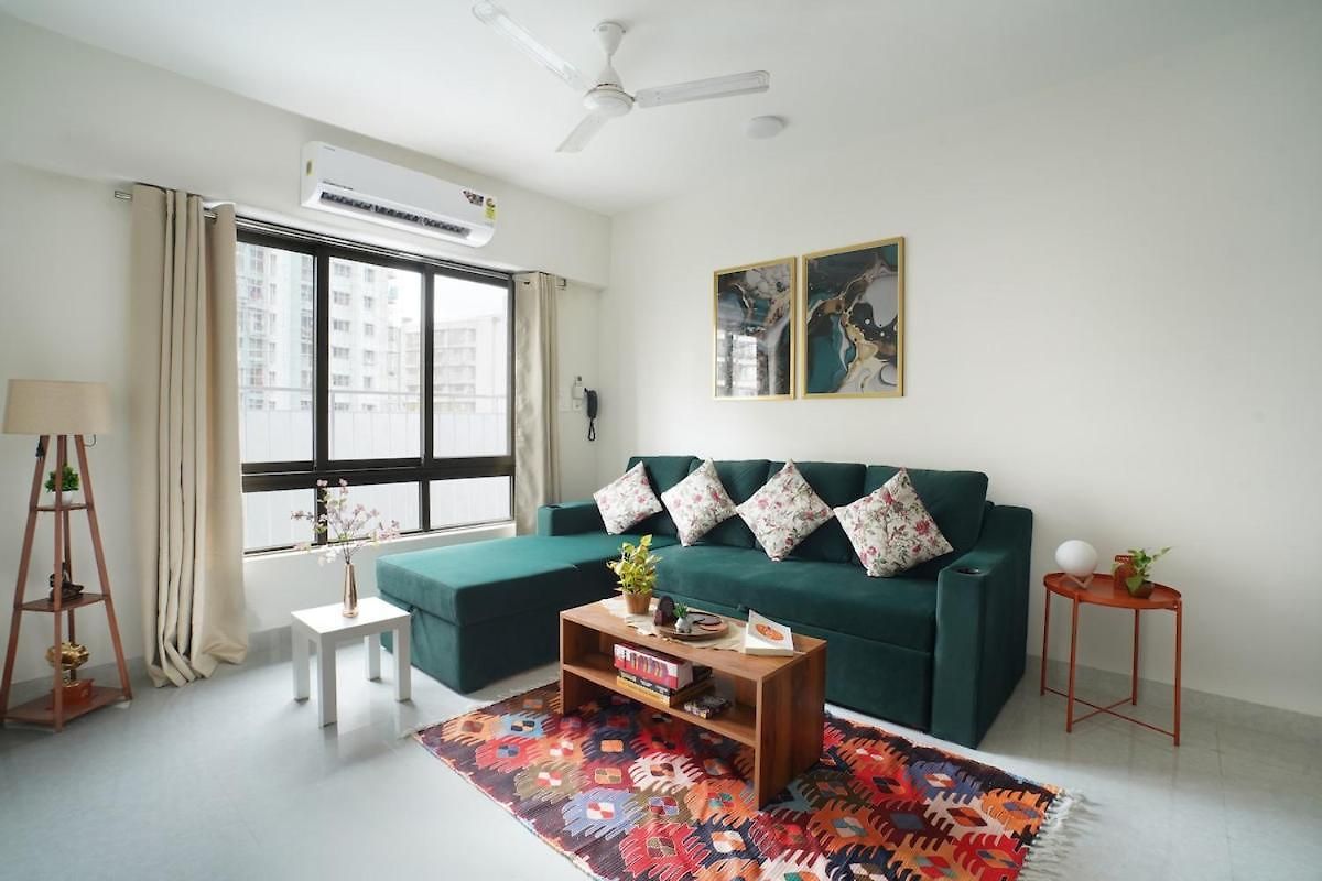The Emerald Bloom, 2bhk Near Airport,bkc&nmacc Apartment