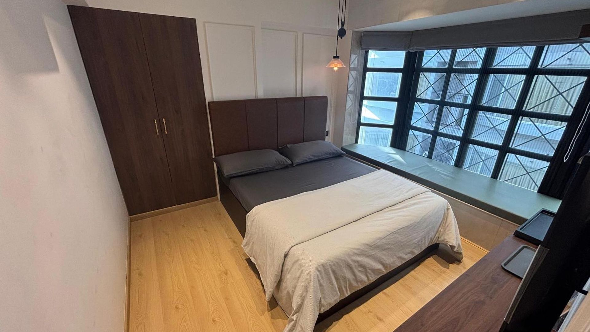 Apartment Compact Boutique In Bandra, Off Pali Hill *