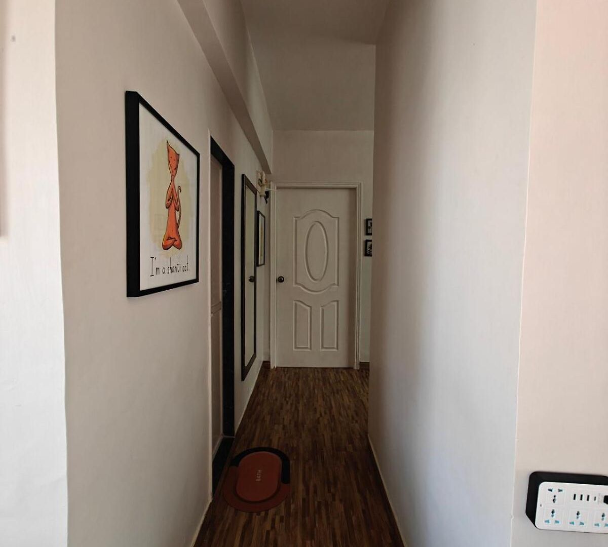 Apartment Serene-2bhk Balcony-parking-bandra Chapel Rd-cafes Mumbai
