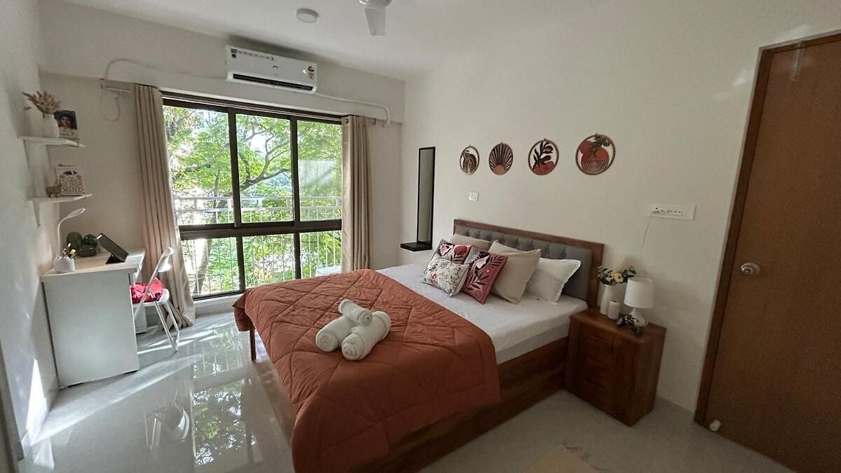Urban Pause, 2bhk Near Bkc,airport&nmacc *