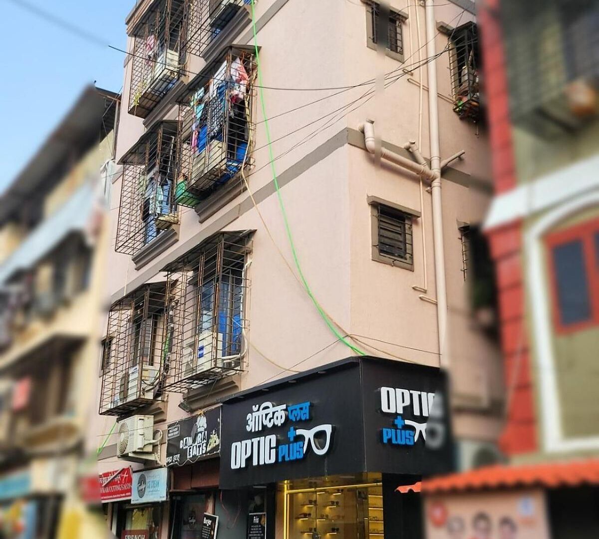 1bhk Bandra Chapel Road *