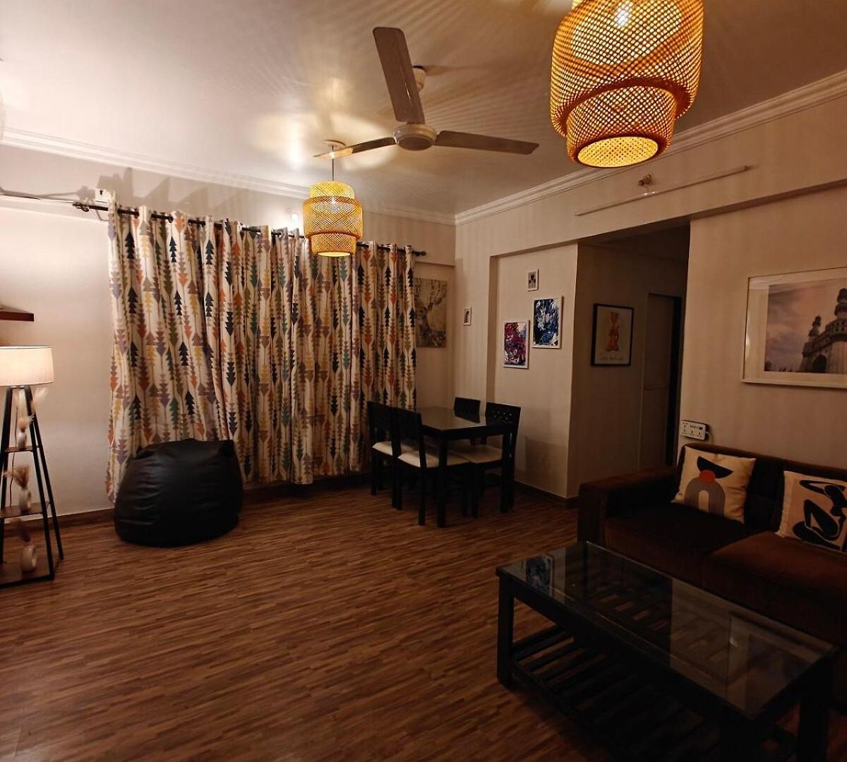 Serene-2bhk Balcony-parking-bandra Chapel Rd-cafes Apartment *