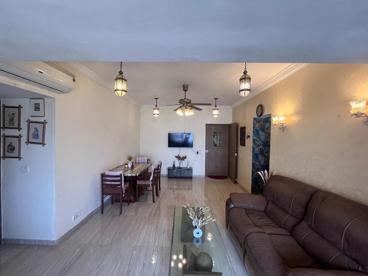 Apartment Cozy Retreat In Royal Palms Mumbai