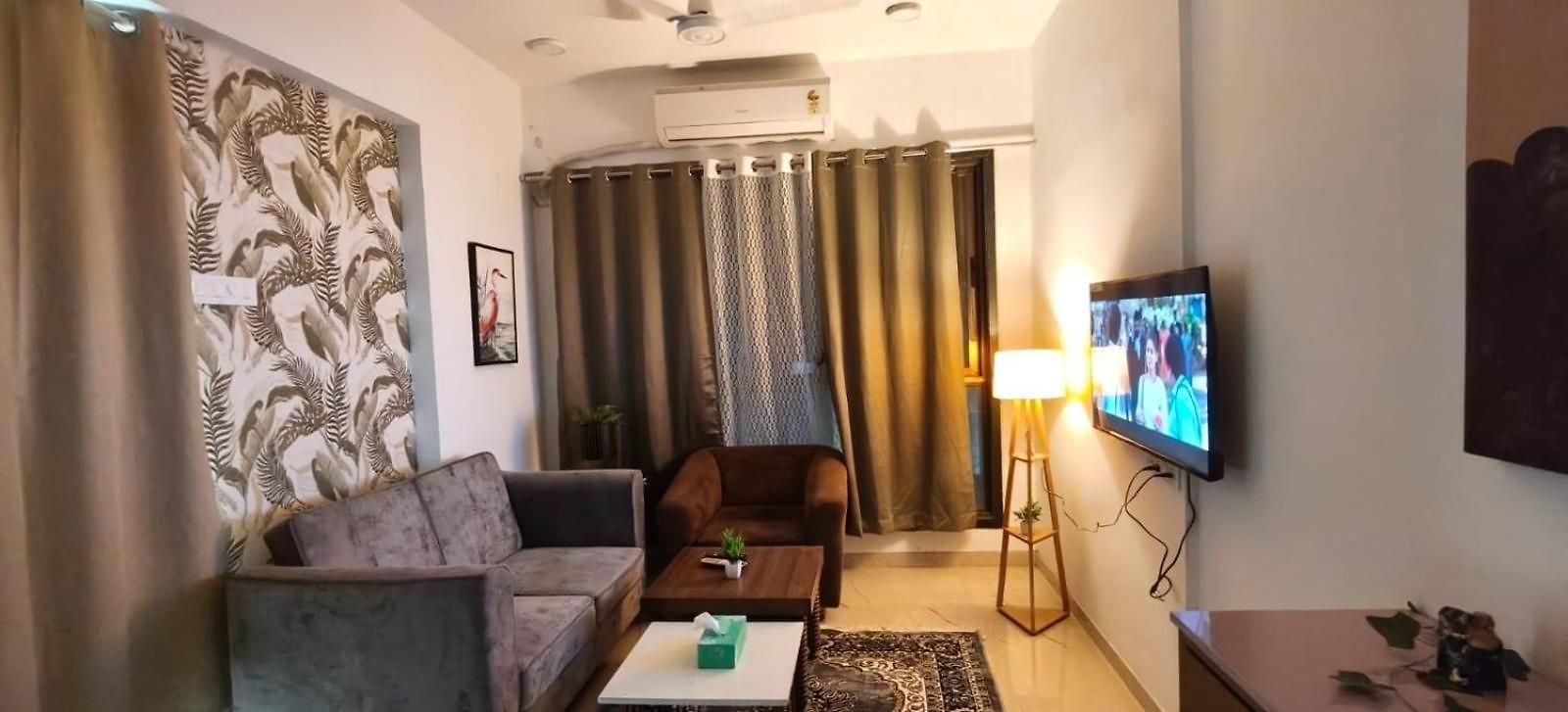 Apartment Ivy Urban Cozy 401 Private 1bhk 3 Min Nesco Mumbai