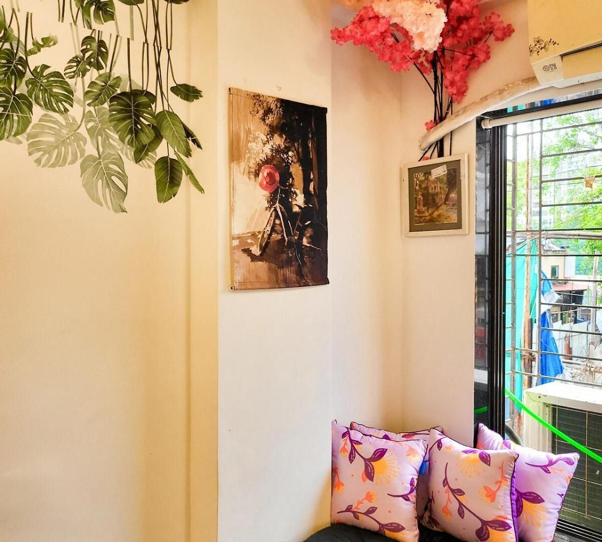Apartment 1bhk Bandra Chapel Road