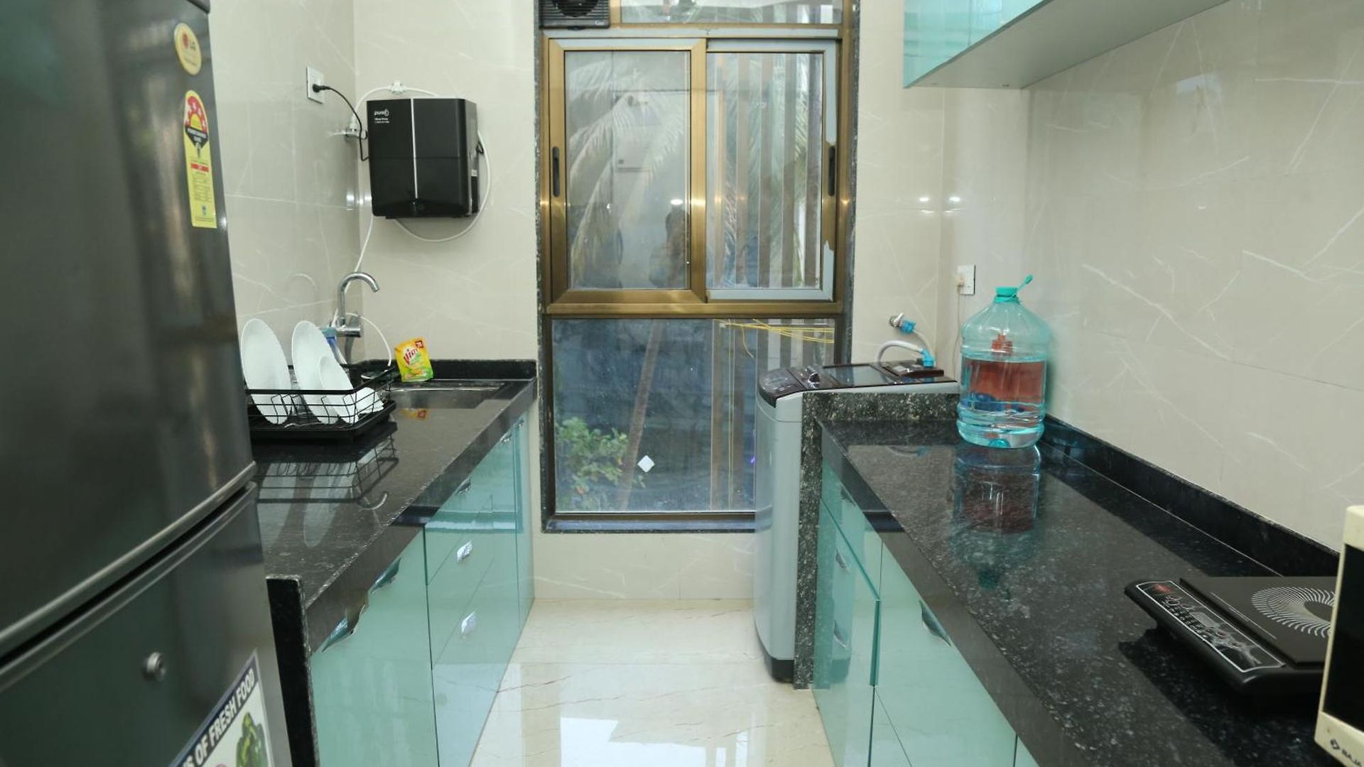 Ivy Urban Cozy 401 Private 1bhk 3 Min Nesco Mumbai