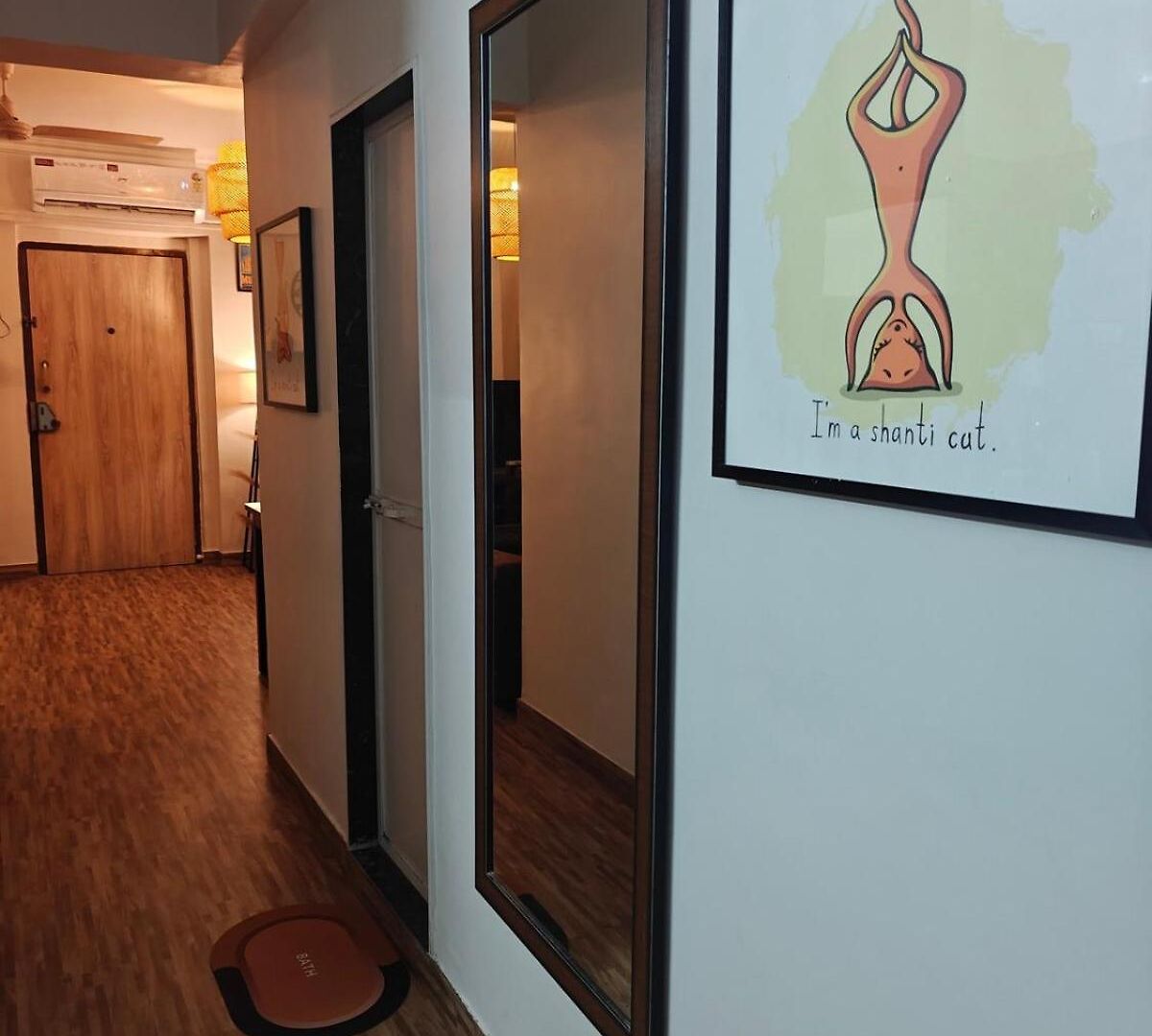 Serene-2bhk Balcony-parking-bandra Chapel Rd-cafes * Mumbai