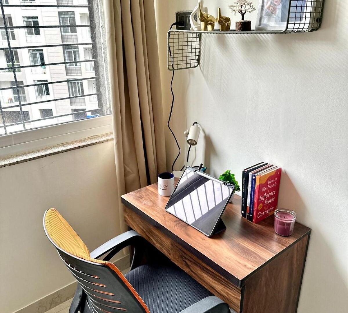 Apartment Powai, Aurora Luxe,2bhk Balcony & View