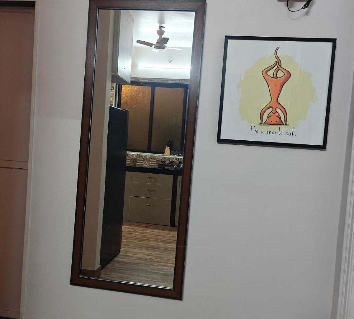 Serene-2bhk Balcony-parking-bandra Chapel Rd-cafes *