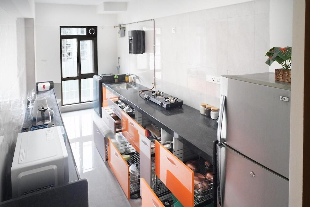 The Emerald Bloom, 2bhk Near Airport,bkc&nmacc Mumbai
