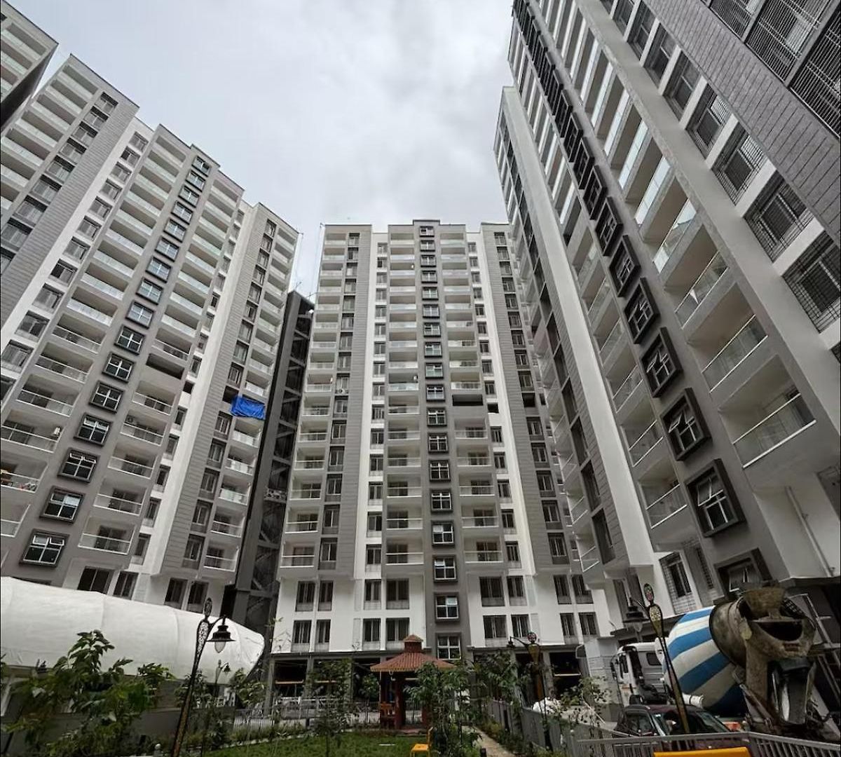Powai, Aurora Luxe,2bhk Balcony & View * Mumbai