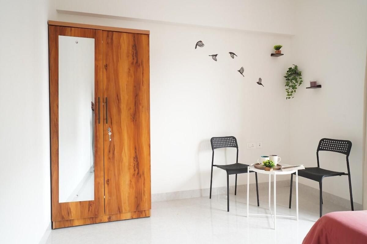 Apartment The Emerald Bloom, 2bhk Near Airport,bkc&nmacc Mumbai