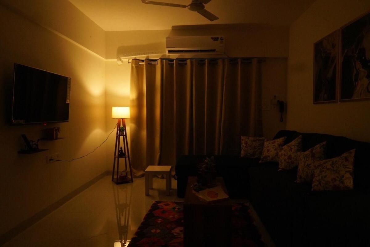 Apartment The Emerald Bloom, 2bhk Near Airport,bkc&nmacc