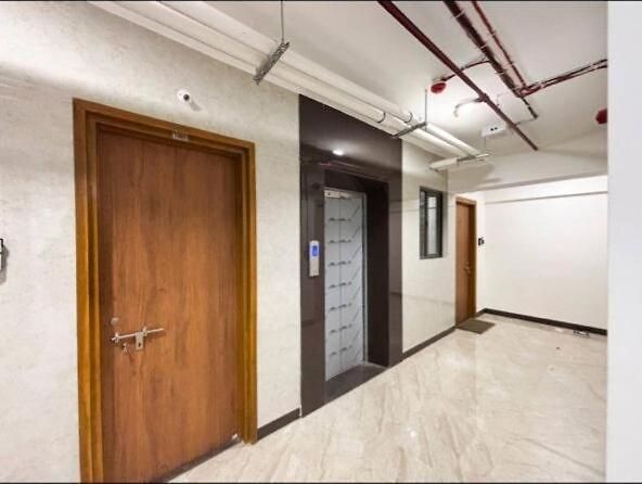 The Emerald Bloom, 2bhk Near Airport,bkc&nmacc Apartment *