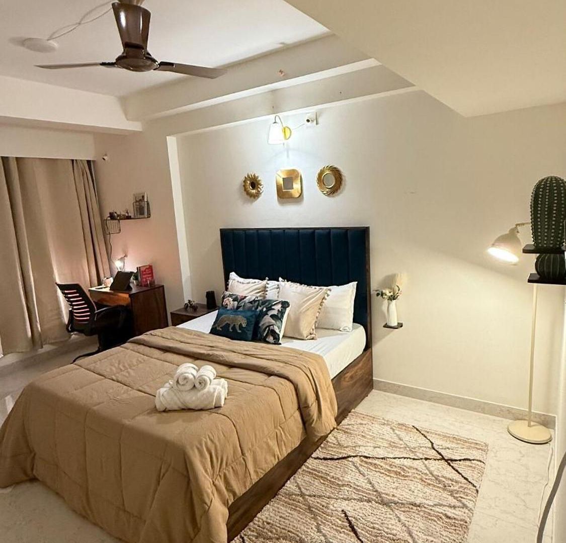 Powai, Aurora Luxe,2bhk Balcony & View Apartment *