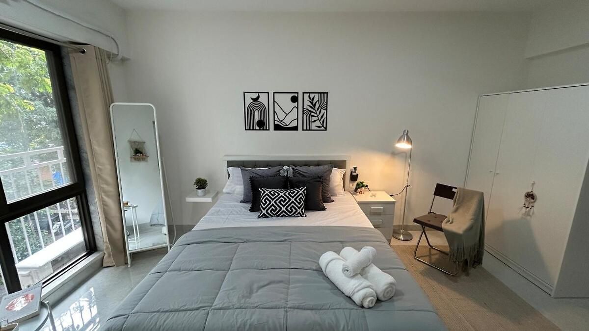 Urban Pause, 2bhk Near Bkc,airport&nmacc Apartment