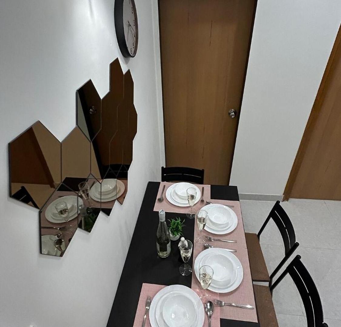 Apartment Urban Pause, 2bhk Near Bkc,airport&nmacc