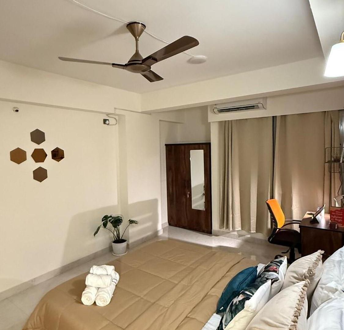 Apartment Powai, Aurora Luxe,2bhk Balcony & View *