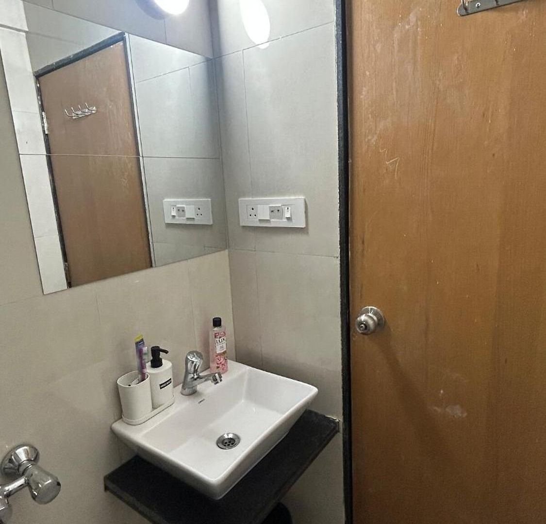 Apartment Urban Pause, 2bhk Near Bkc,airport&nmacc *