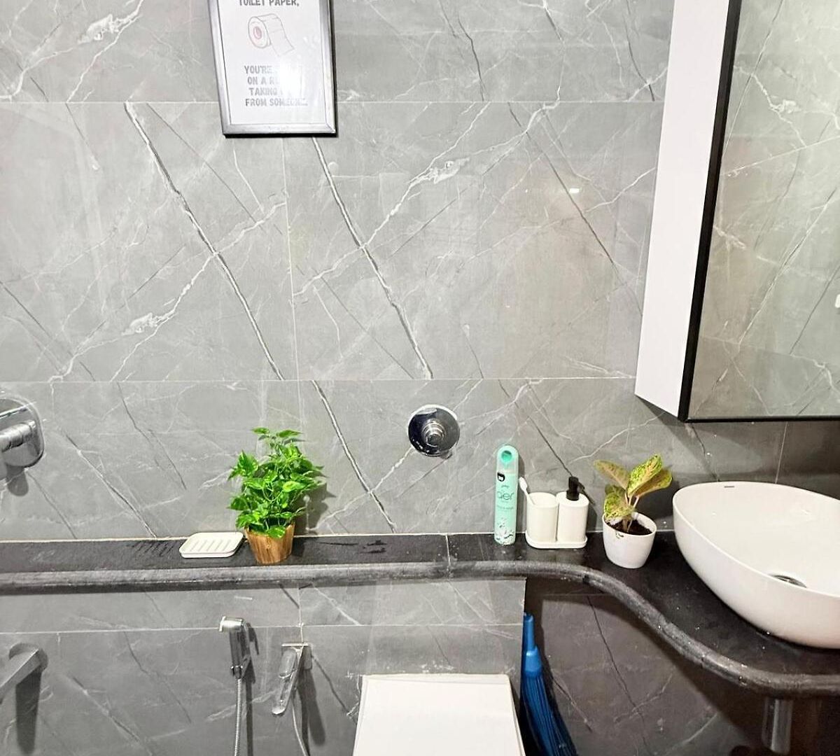 Powai, Aurora Luxe,2bhk Balcony & View Apartment Mumbai