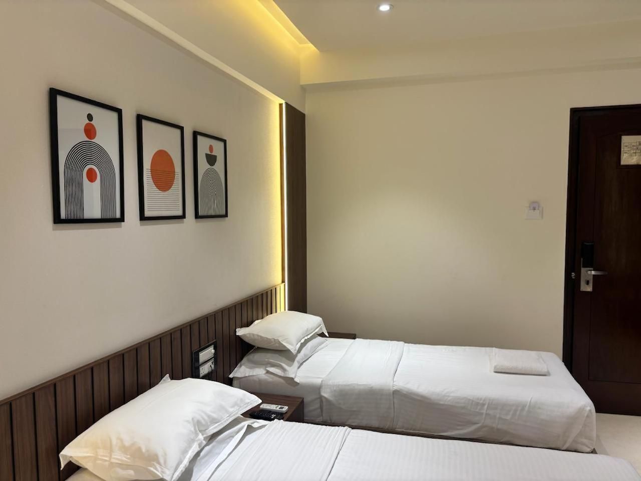 Karl Residency 3*