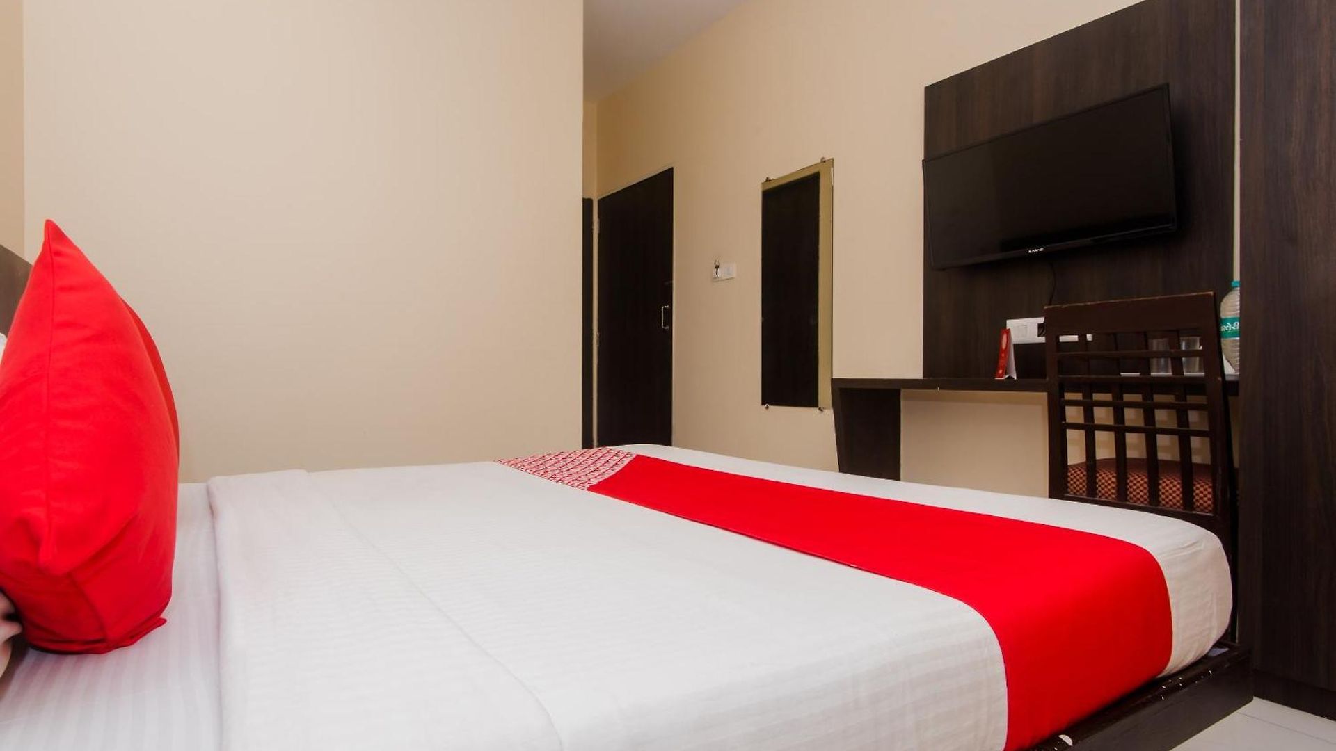 O Alfa Grand Near Chhatrapati Shivaji International Airport 3* Mumbai