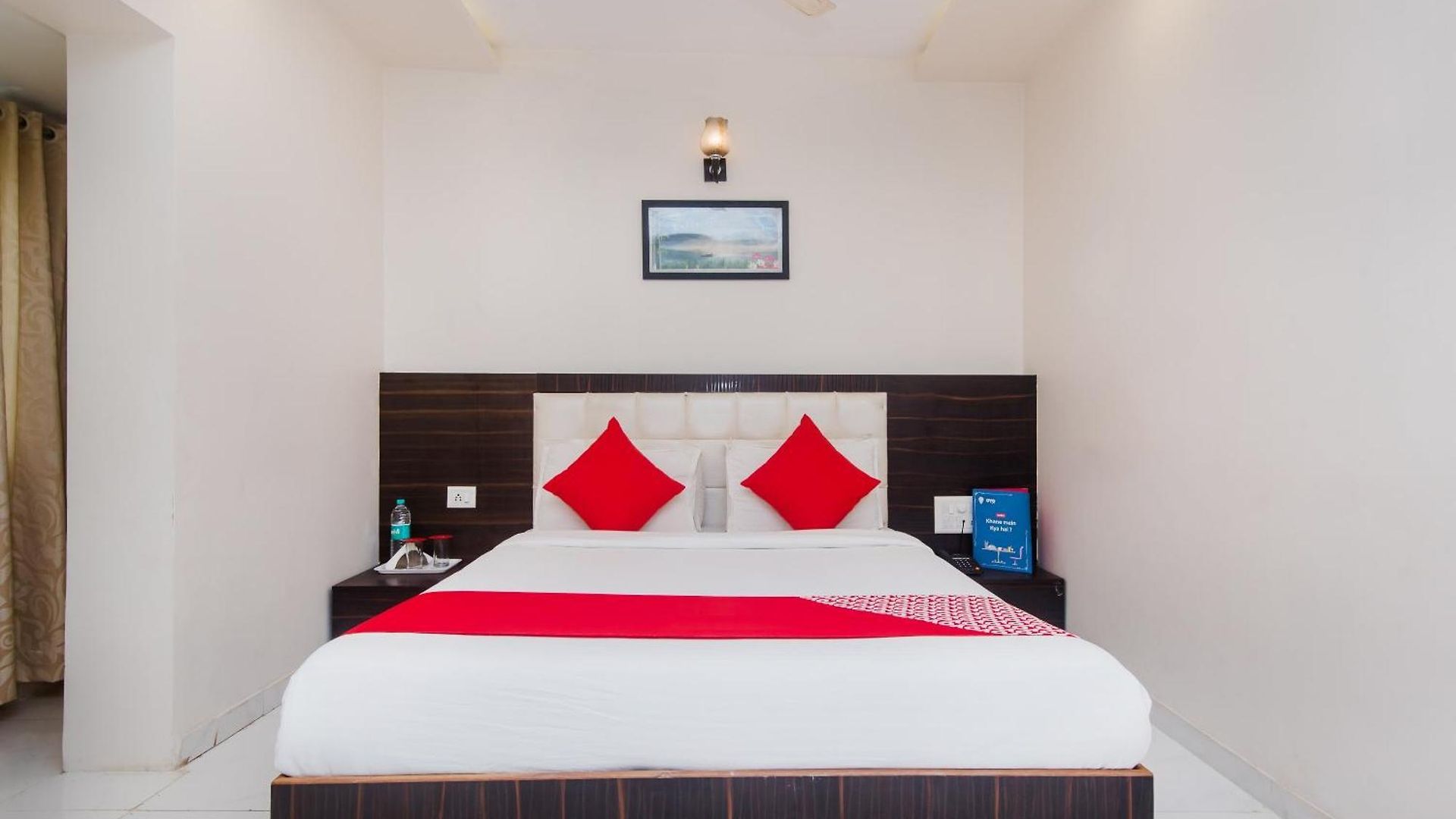 O Alfa Grand Near Chhatrapati Shivaji International Airport Hotel