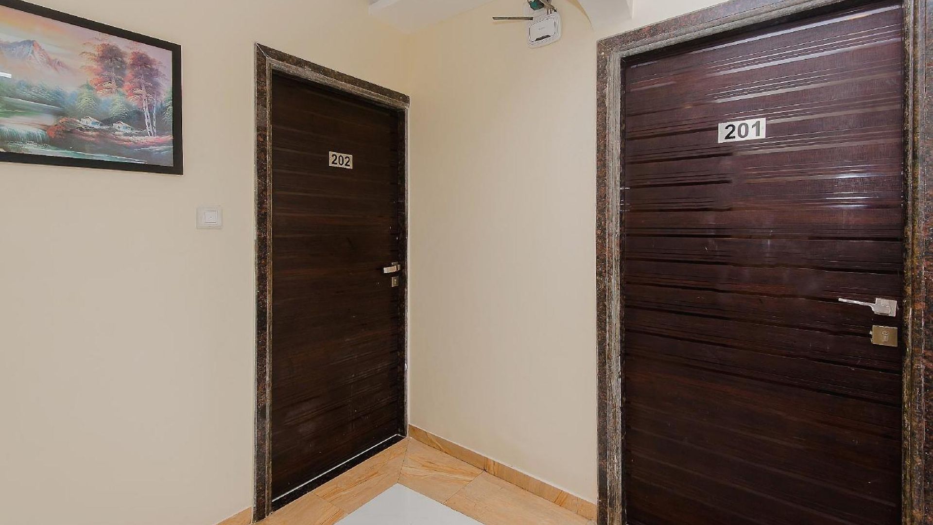 Hotel O Alfa Grand Near Chhatrapati Shivaji International Airport Mumbai