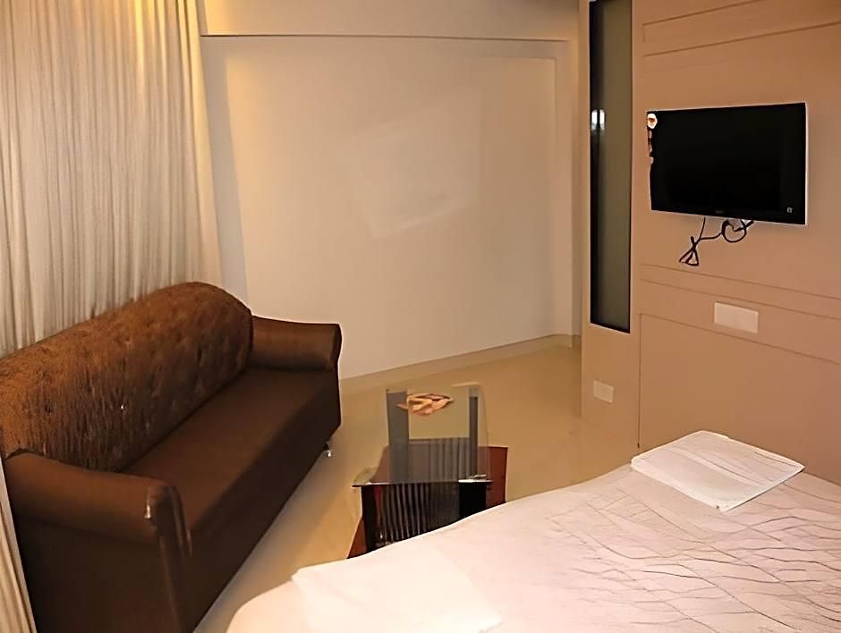 Hotel Khwaishh Presidency