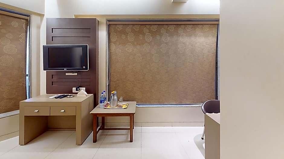 Hotel Khwaishh Presidency Mumbai