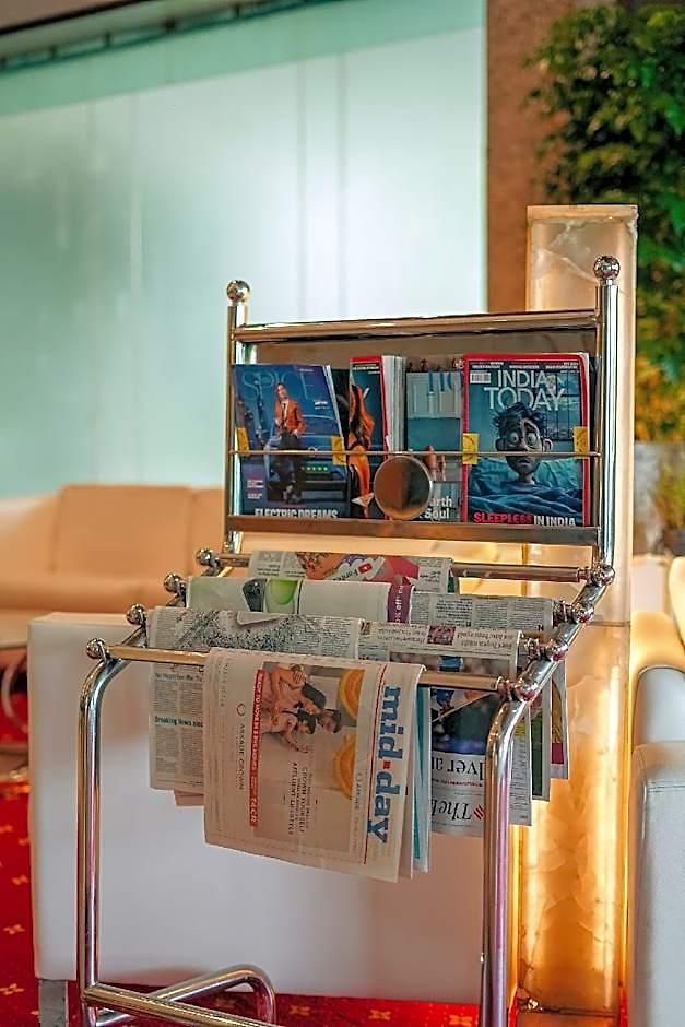 Hotel Fabhotel Adore Mumbai