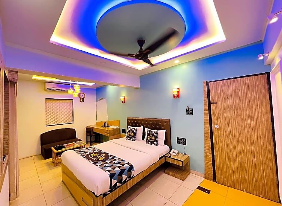 Hotel Neelkiran 3*