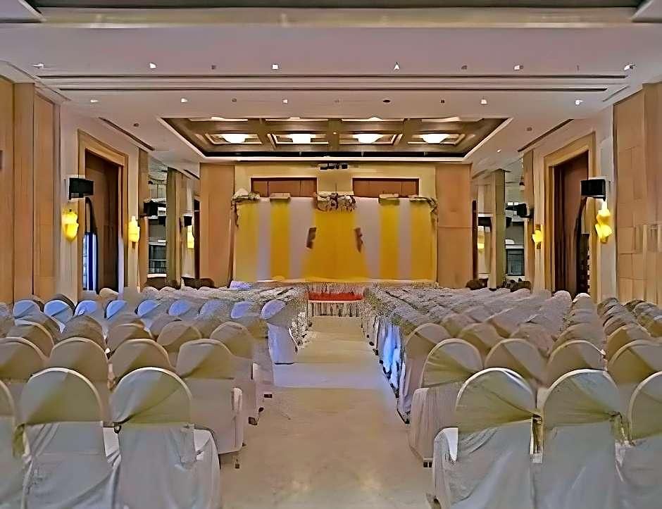 Satkar Residency 3*