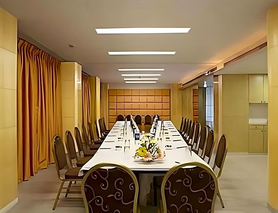 Satkar Residency