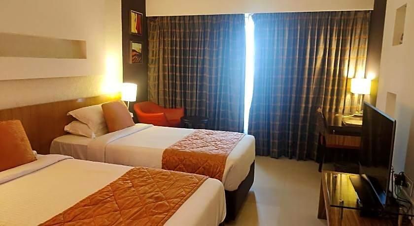 Hotel Satkar Residency 3*